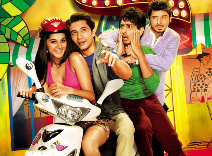 Bumper opening for David Dhawan's CHASHME BADDOOR at Box Office